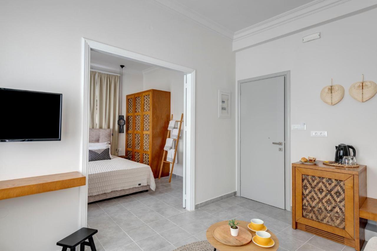 Nomadic Cozy Rooms Ermoupoli Buitenkant foto